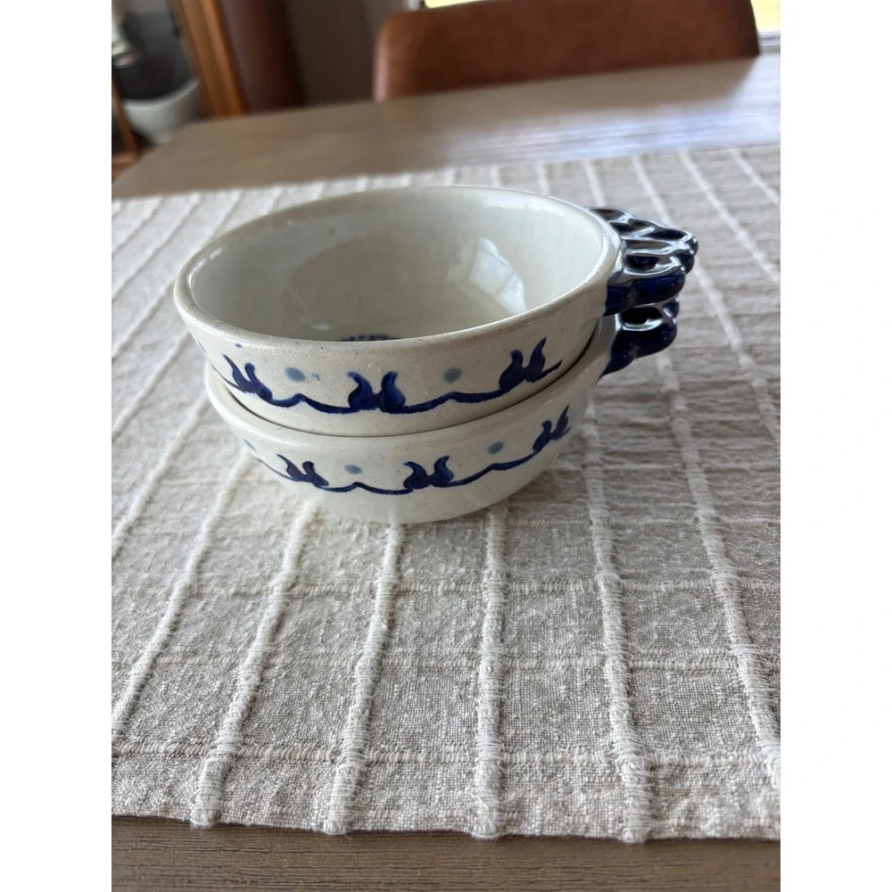 Set of 2 Metlox Poppytrail soup bowl in the Homestead Provincial Blue 5